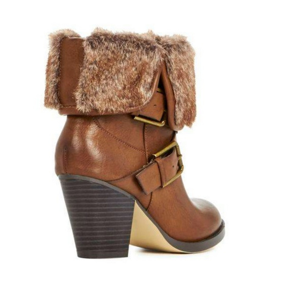 Ankle booties with faux fur - Picture 3 of 5